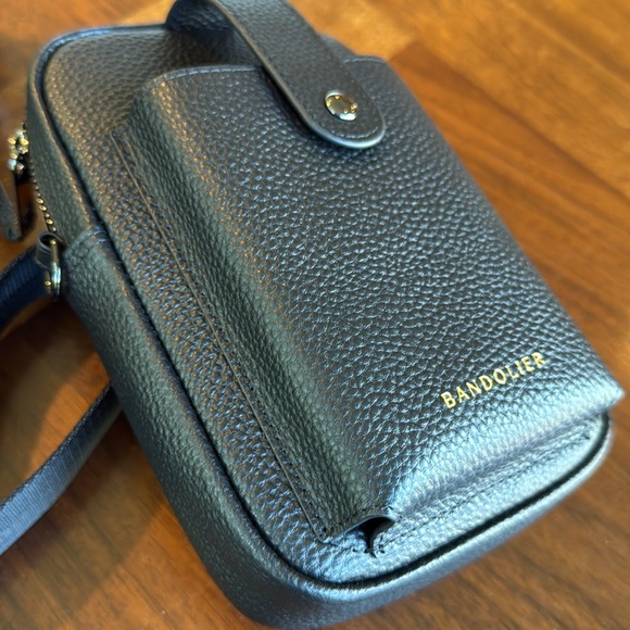 BRAND NEW BANDOLIER BLACK PEBBLED LEATHER CROSSBODY BAG - VERSATILE & ADORABLE! - Picture 7 of 10